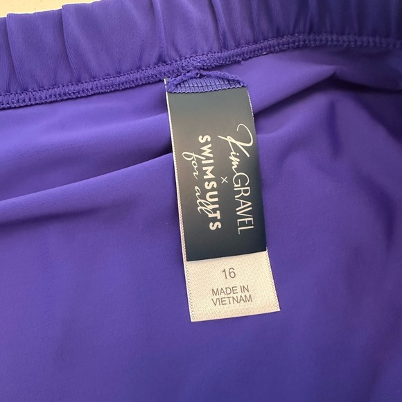 End of summer clear out 🔥Make an offer!!  Multicolor 2 Piece Swimsuit- 16W - Picture 6 of 6